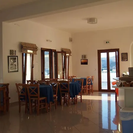 Homer's Hotell 3*