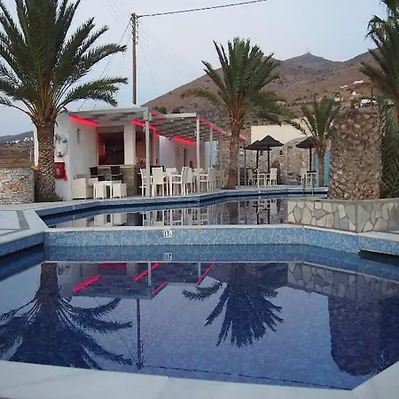 Homer's Hotel 3*